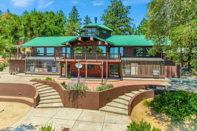 950 Oak Ridge Road, Los Gatos CA: https://media.crmls.org/mediaz/e0ec49a5-59e7-4a0c-a996-6dbe8b2f045c.jpg