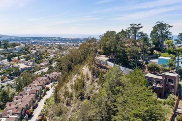 285 Edgehill Way, San Francisco CA: https://media.crmls.org/mediaz/e0ed4ef5-1e1d-4ec0-9f1d-eb82f860b290.jpg