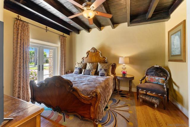 4386 Adams Ave, San Diego CA: https://media.crmls.org/mediaz/e0edeb64-5277-44cd-adc1-df5ba0d5a270.jpg