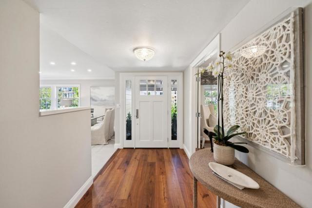 1 Hampton Court, Los Altos CA: https://media.crmls.org/mediaz/e0f23d41-632b-4d44-92ce-9f192b7d94ab.jpg