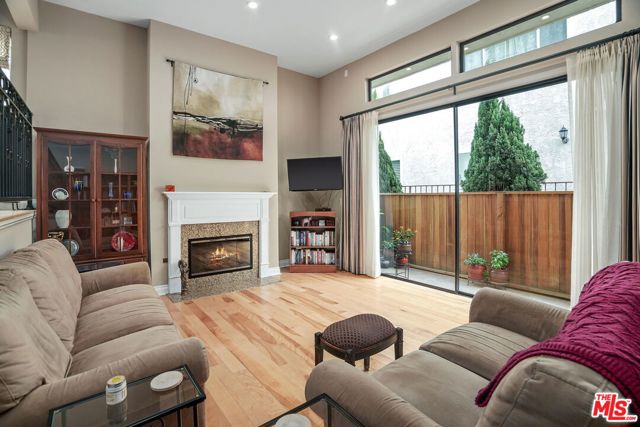 828 19th Street, D photo 3