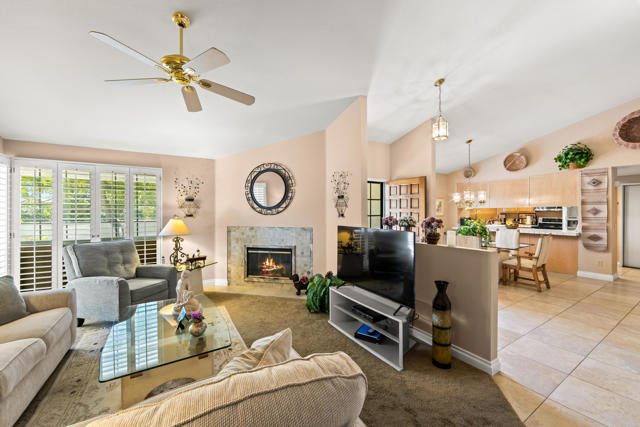 43870 Via Granada, Palm Desert CA: https://media.crmls.org/mediaz/e0f40594-9713-4a17-be9a-3b7ac9805b0c.jpg