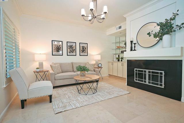 226 Promenade Ln, Danville CA: https://media.crmls.org/mediaz/e0f4311b-1122-41fa-808b-2e7d3e638369.jpg