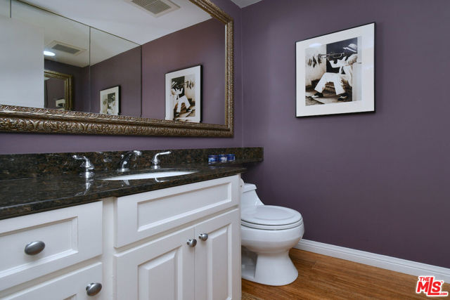 11687 Bellagio Road, Los Angeles CA: https://media.crmls.org/mediaz/e0f516b2-4631-4012-b849-996e9bc6d5bd.jpg