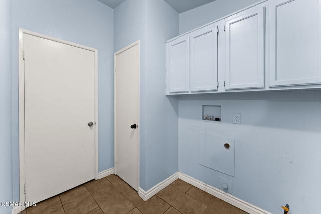19036 Janine Street, Adelanto CA: https://media.crmls.org/mediaz/e0f58621-c7d7-419e-9c27-6084e0032844.jpg
