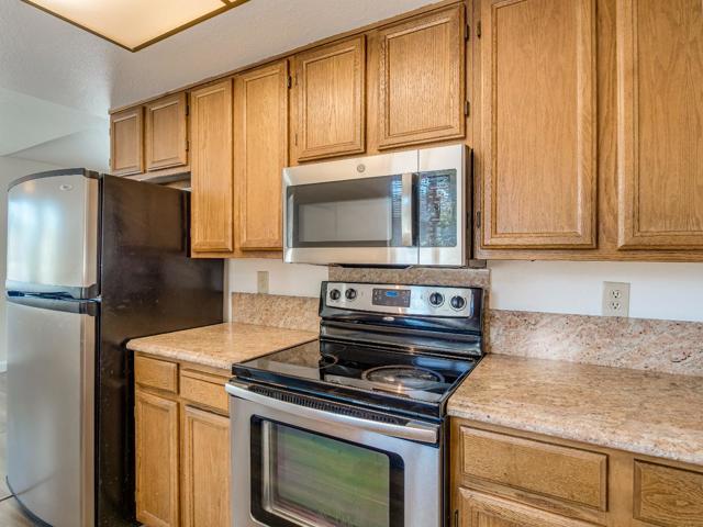 3460 Wine Cask Way, San Jose CA: https://media.crmls.org/mediaz/e0f73ef2-96b8-4d0b-9aa6-8922c12d0ea0.jpg