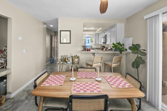 Detail Gallery Image 9 of 66 For 943 45 Windy Hill, Encinitas,  CA 92024 - 4 Beds | 4 Baths