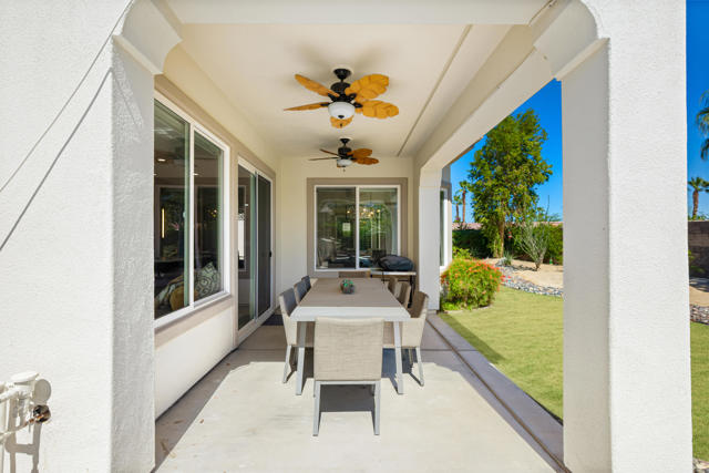 81207 Santa Rosa Court, La Quinta CA: https://media.crmls.org/mediaz/e0fabea9-370d-468d-a48e-bd83268759d0.jpg