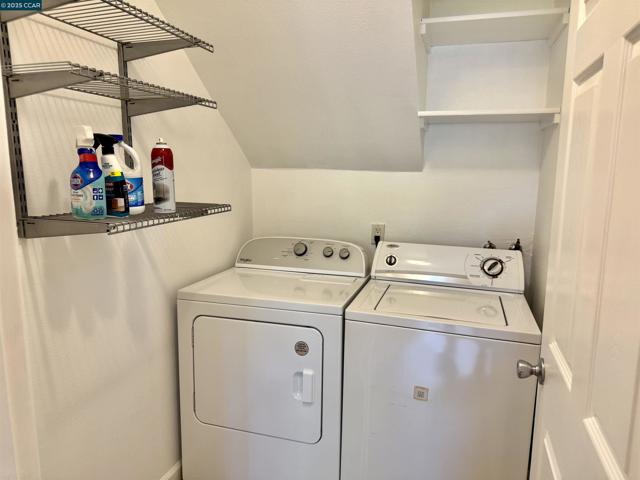 1564 Candelero Drive, Walnut Creek CA: https://media.crmls.org/mediaz/e0fb78d6-cd0d-41d9-aadf-cdaaf3f91c14.jpg