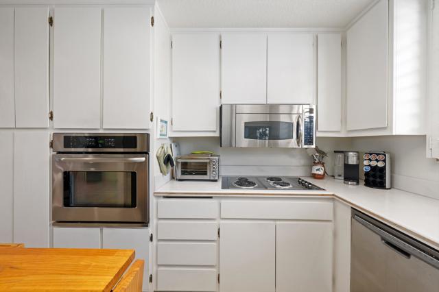 Image 17 of 43 For 10109 Lakeview Drive
