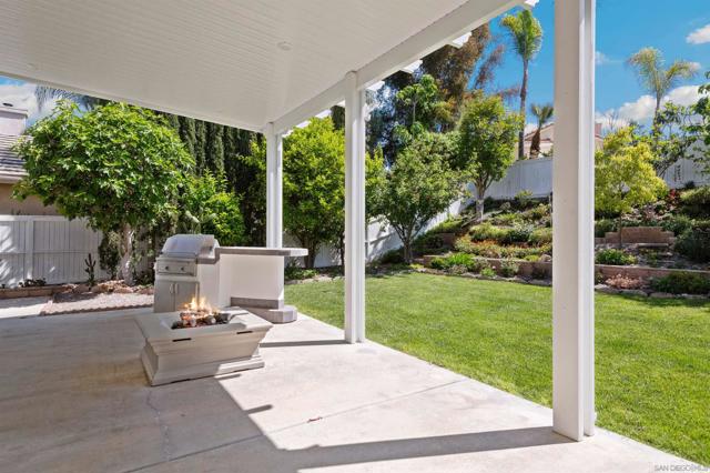 40998 Promenade Chardonnay Hls, Temecula CA: https://media.crmls.org/mediaz/e0fe0cdd-b8ee-46a3-8dff-ba84b39d1cd2.jpg