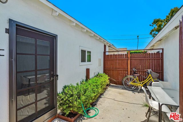 340 Rennie Avenue photo 35