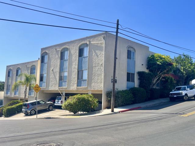 Image 2 of 14 For 2625 Camulos St