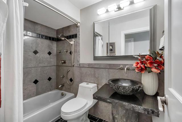 Image 23 of 32 For 4113 Ashbrook Circle