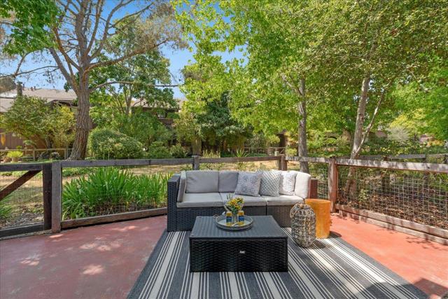 139 Tree Frog Lane, Santa Cruz CA: https://media.crmls.org/mediaz/e0ffdd20-5fb8-4944-9b4e-d430000449aa.jpg