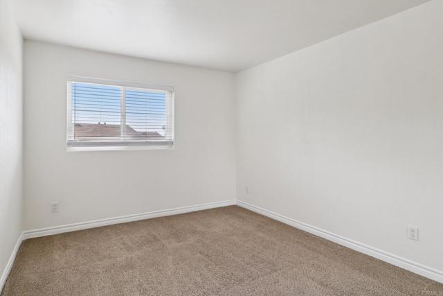 Detail Gallery Image 11 of 49 For 5010 Los Morros Way #26,  Oceanside,  CA 92057 - 2 Beds | 2 Baths