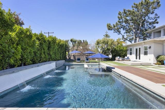 Image 40 of 43 For 964 Urania Avenue