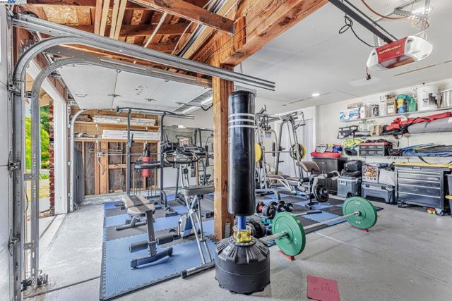 502 Cartagena Ln, San Ramon CA: https://media.crmls.org/mediaz/e101fb52-0103-4e62-ade7-b8022ada52bf.jpg