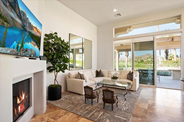 Image 5 of 47 For 79910 Mission Dr E Drive