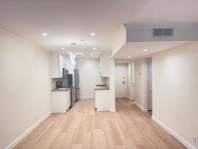 101 2nd Street, Los Altos CA: https://media.crmls.org/mediaz/e1023969-2583-483f-bca7-e897b5ebf7e5.jpg