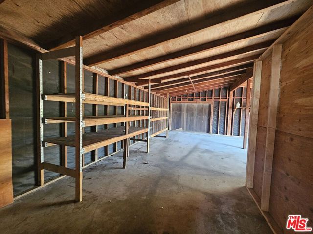 8400 Encino Avenue, Northridge CA: https://media.crmls.org/mediaz/e1037f74-9d85-49ab-b303-a574b2583b6d.jpg
