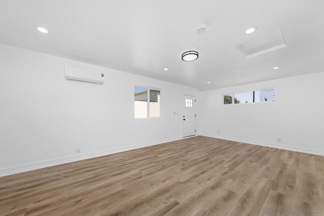 622 26 I Street, Chula Vista CA: https://media.crmls.org/mediaz/e1040f54-e0cf-4a9a-9367-b600ead07197.jpg