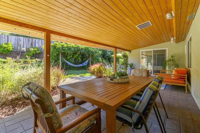 122 Belvale Drive, Los Gatos CA: https://media.crmls.org/mediaz/e105ffcc-43d9-4cee-bc97-8fc67b5faec5.jpg