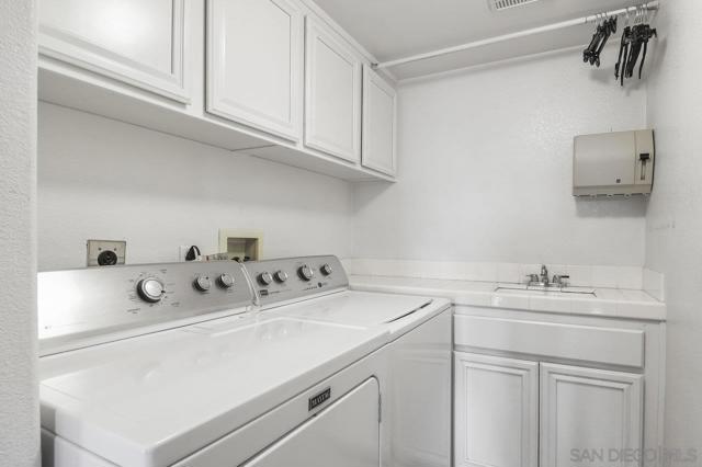 2025 Fabled Waters Dr., Spring Valley CA: https://media.crmls.org/mediaz/e106568f-c78d-448f-aef5-5e3ec54fbc24.jpg