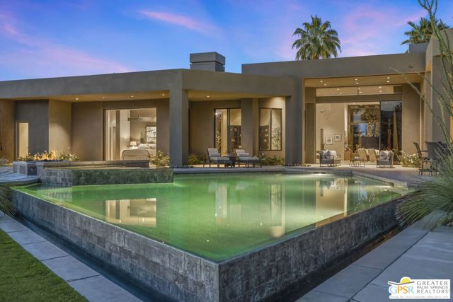 4 Paradise Cove Court, Rancho Mirage CA: https://media.crmls.org/mediaz/e106e28e-23aa-4932-b953-a2d4868b9e4d.jpg
