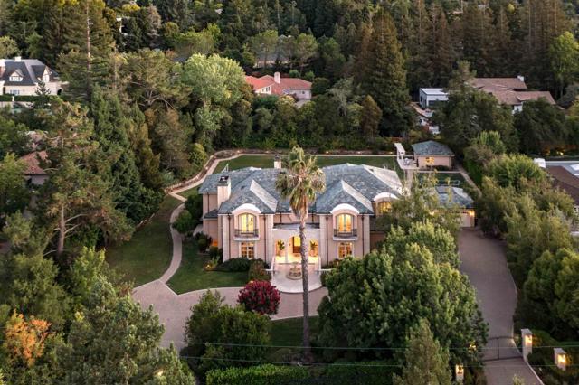 58 Marymont Avenue, Atherton CA: https://media.crmls.org/mediaz/e10884a3-9ca5-4ef8-9a06-ce027b48e952.jpg