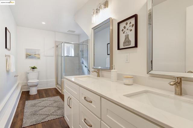 3 Mountain View Pl, Lafayette CA: https://media.crmls.org/mediaz/e108f6d9-d38c-41c5-8907-27098ffba215.jpg