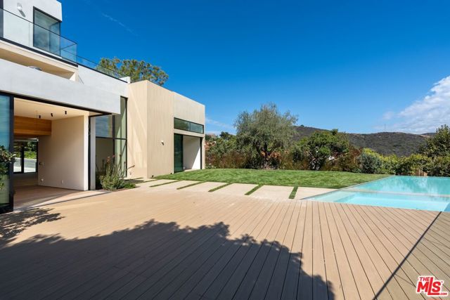 Drew Fenton | 2501 Banyan Drive Los Angeles CA | MLS: 7450499 Drew Fenton | 2501 Banyan Drive Los Angeles CA | MLS: 7450499