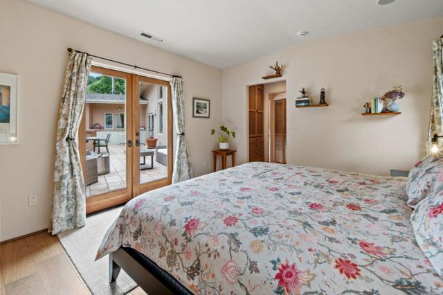 42 Upper Circle, Carmel Valley CA: https://media.crmls.org/mediaz/e10922e4-0edc-4556-974a-5b518b8e1e53.jpg