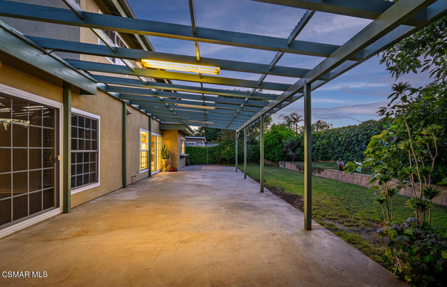 3487 E Barca Street, Camarillo CA: https://media.crmls.org/mediaz/e10a25b7-f982-4c8d-8da3-cce2d2e7c7e4.jpg
