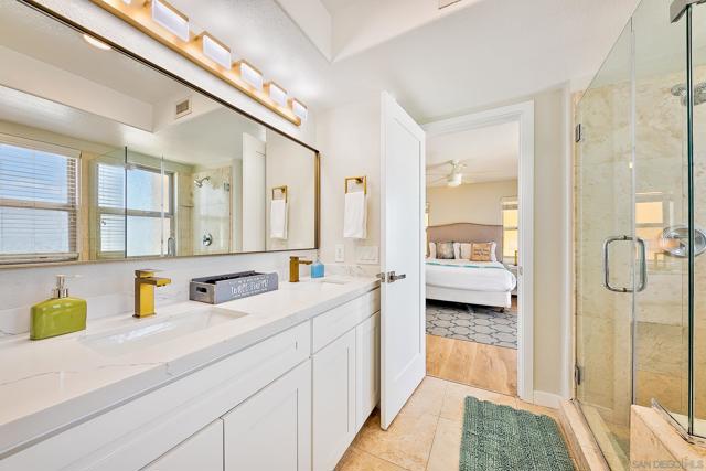 3537 Ocean Front Walk, San Diego CA: https://media.crmls.org/mediaz/e10b5452-095d-4ab7-b67b-5aebae945db5.jpg