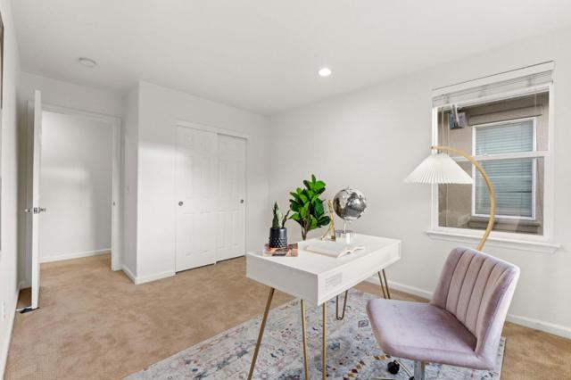 325 Toscana Way, Hayward CA: https://media.crmls.org/mediaz/e10c4bf1-a75e-4074-802b-bcdeee4abed2.jpg