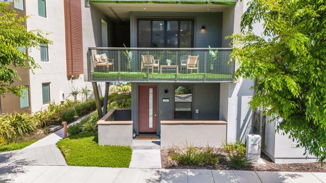 45099 Impress Common, Fremont CA: https://media.crmls.org/mediaz/e10d1dd7-297e-4054-bac5-cfa88a9c2ede.jpg