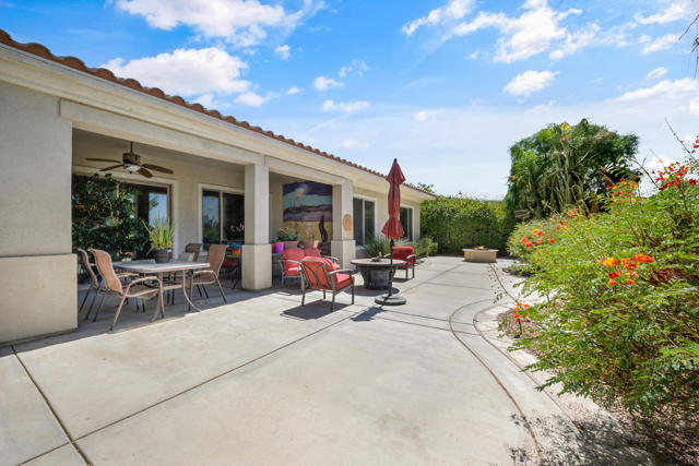 81193 Avenida Tres Lagunas, Indio CA: https://media.crmls.org/mediaz/e10df77c-2fbc-4dcd-82eb-4c80f77e174d.jpg