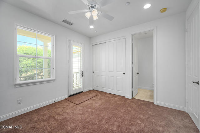 2079 Legacy Drive, Simi Valley CA: https://media.crmls.org/mediaz/e10e58a2-27a5-43fc-8860-693a87e06379.jpg