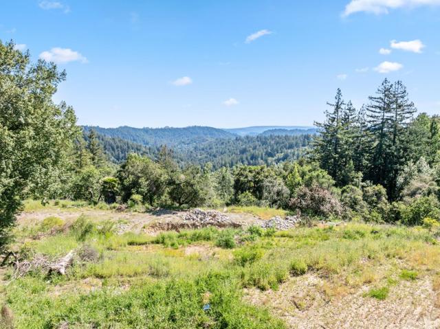 22981 Highway 17, Los Gatos CA: https://media.crmls.org/mediaz/e10ea071-fc46-4350-b351-b66a1988c311.jpg