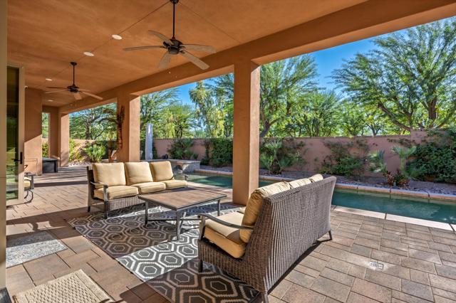 54665 Sea Hero Circle, La Quinta CA: https://media.crmls.org/mediaz/e10f5fe7-df68-4d83-813c-6481c1d3979b.jpg