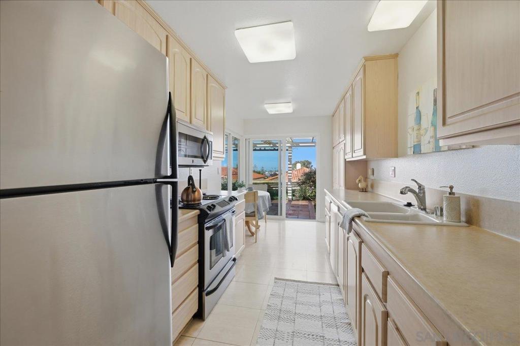 6733 Hyacinth - photo 12