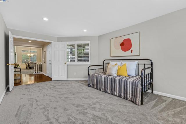 7777 Crossridge Rd, Dublin CA: https://media.crmls.org/mediaz/e10f7d1f-e859-41f7-b082-1e2de8d38c70.jpg