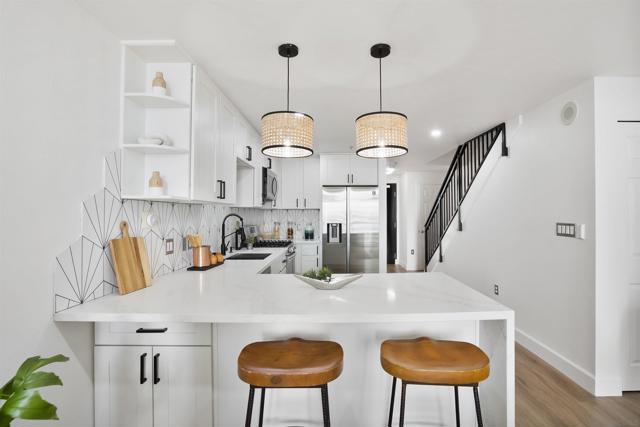 1240 India St, San Diego CA: https://media.crmls.org/mediaz/e10f946f-6ac0-44e6-9d32-297d39a236ea.jpg