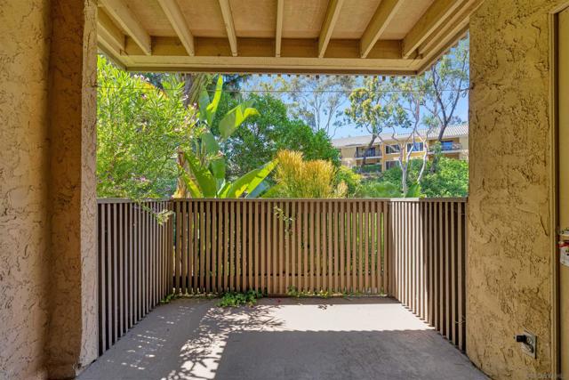 3136 Via Alicante, La Jolla CA: https://media.crmls.org/mediaz/e110443e-7bfb-4ba9-9242-79a118fa48fe.jpg
