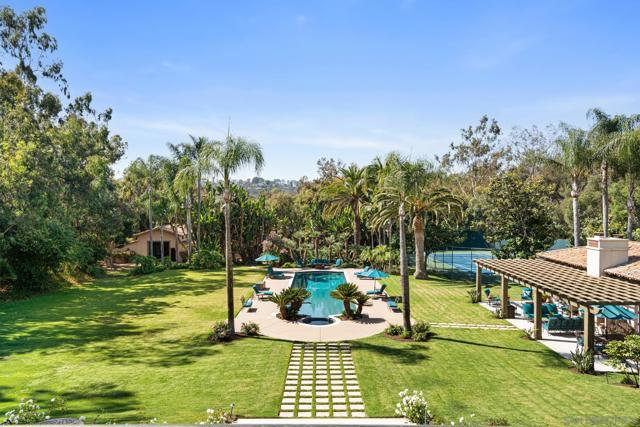 16356 Rambla De Las Flores, Rancho Santa Fe CA: https://media.crmls.org/mediaz/e1108178-a98a-4fc7-95f1-3ae866e798b6.jpg