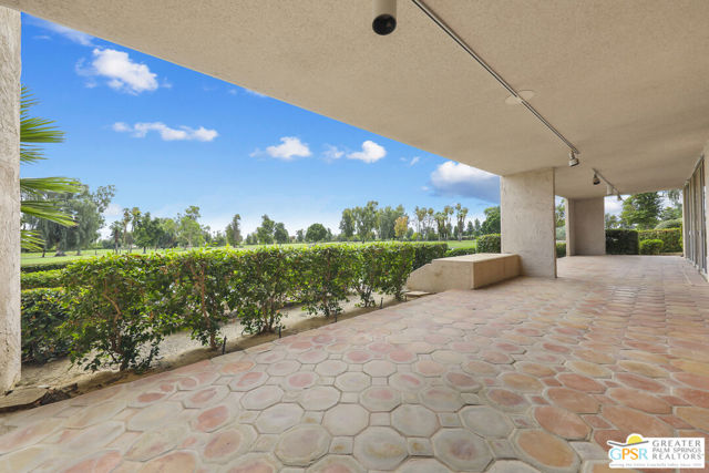 900 Island Drive #113, Rancho Mirage, CA 92270