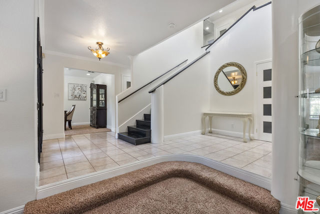 5183 Obama Boulevard, Los Angeles CA: https://media.crmls.org/mediaz/e11114c3-56e4-412c-9c7f-d86728663d8b.jpg