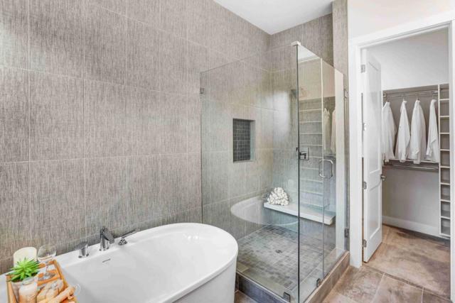 Image 21 of 37 For 110 Waterstone Court