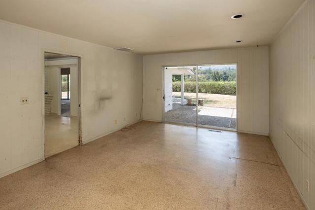 26666 Laurel Lane, Los Altos Hills CA: https://media.crmls.org/mediaz/e111e823-0e77-4ba4-926a-78f166e66c3a.jpg